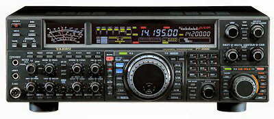 YAESU FT-2000