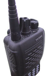 VX-246:ssa on suuret 
ja helppokäytöiset
kanavan- ja
äänenvoimakkuuden
säätökytkimet.