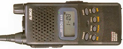Alinco DJ-446  PMR446 radiopuhelin